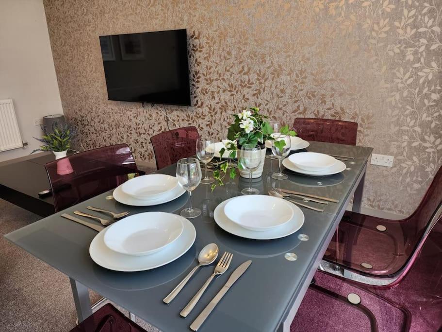 Horizon House, Modern 2-Bedroom Flat 2, Parking, Netflix, Oxford Exteriér fotografie