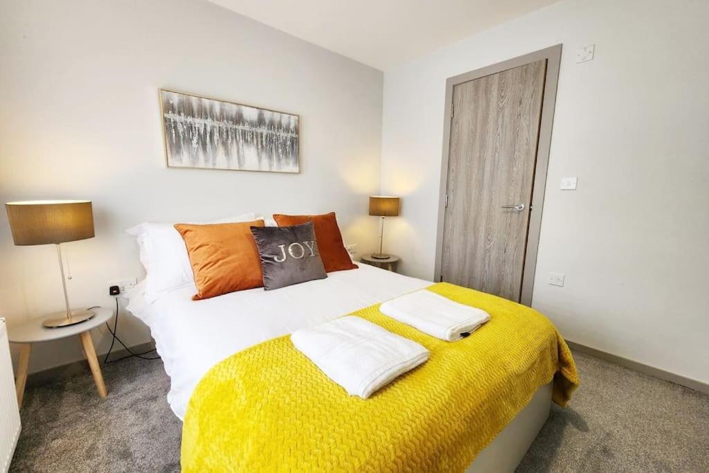 Horizon House, Modern 2-Bedroom Flat 2, Parking, Netflix, Oxford Exteriér fotografie